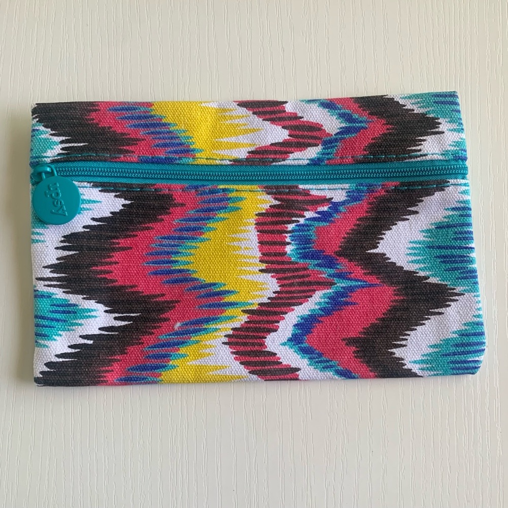 🎀3 for $10 IPSY Glam Makeup Bag